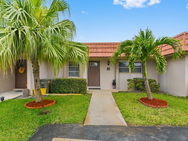 5725 Fernley Drive E, Unit 8, West Palm Beach, FL 33415