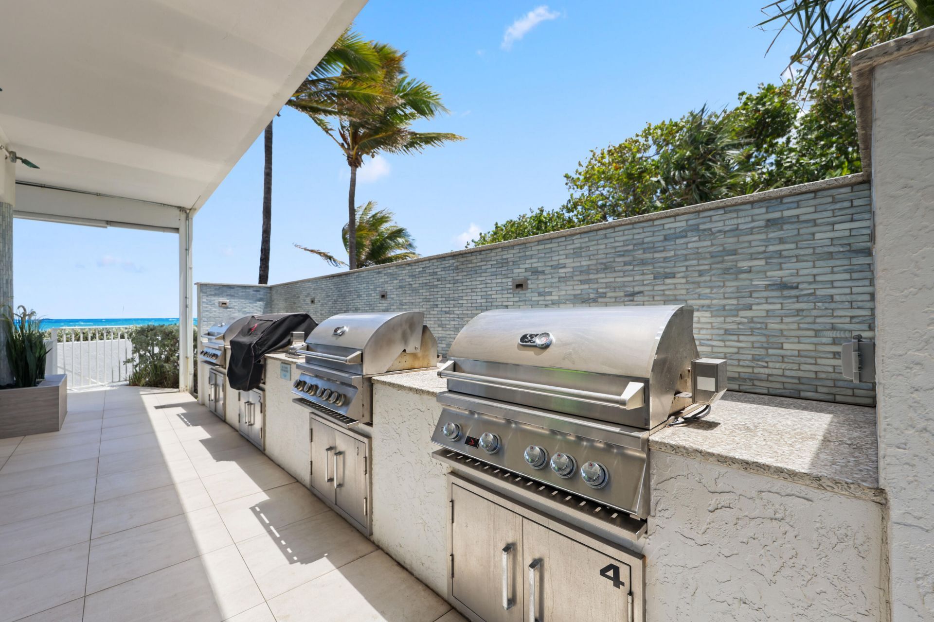 1019 Grand Court, Highland Beach, FL 33487 Photo