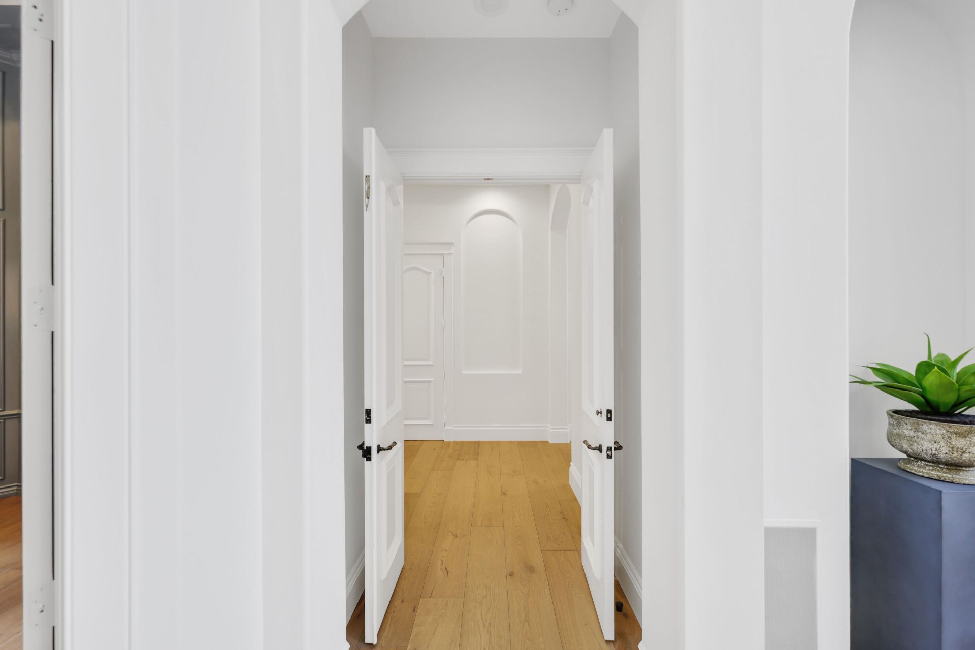 1019 Grand Court, Highland Beach, FL 33487 Photo