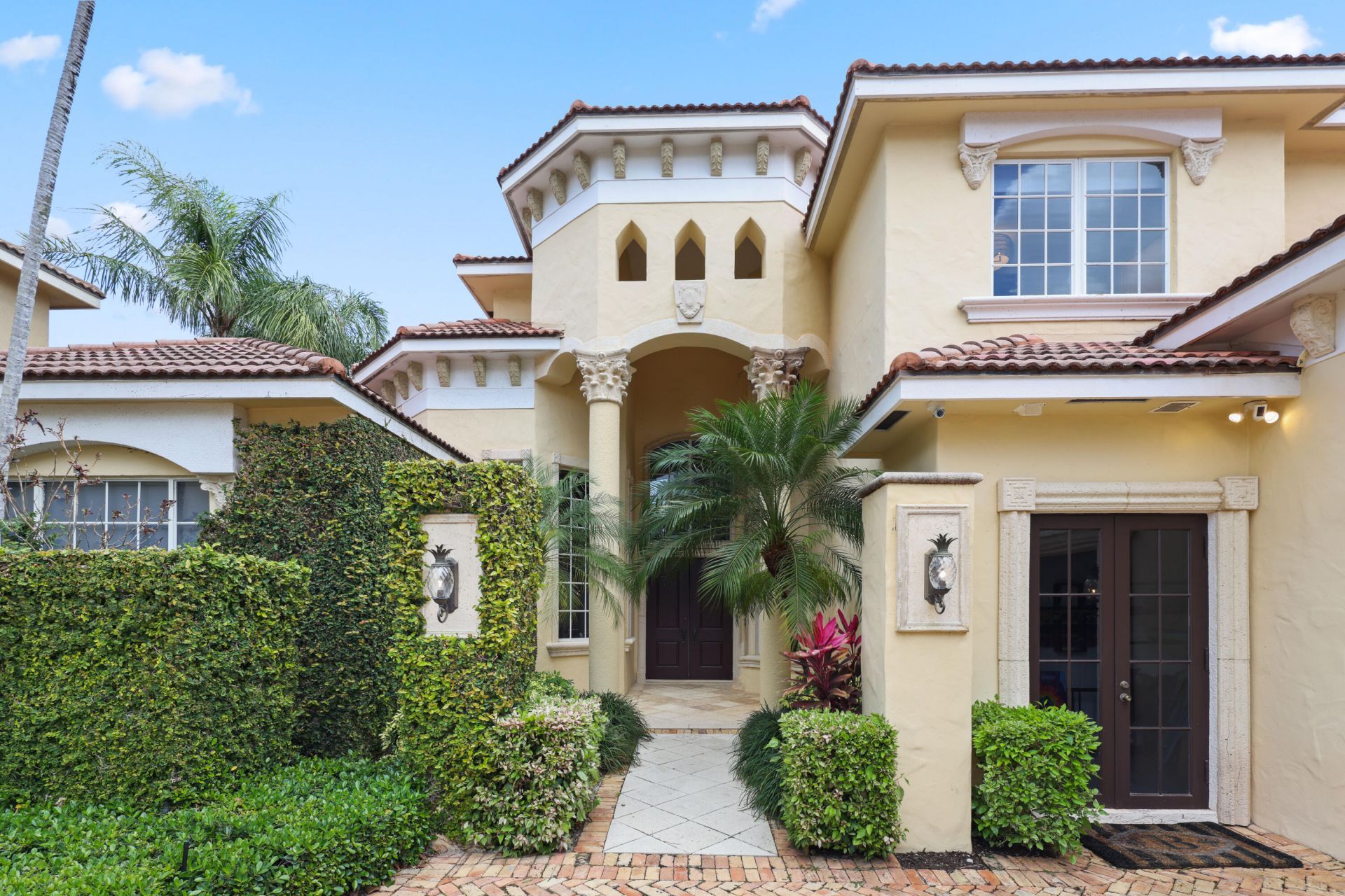 1019 Grand Court, Highland Beach, FL 33487 Photo