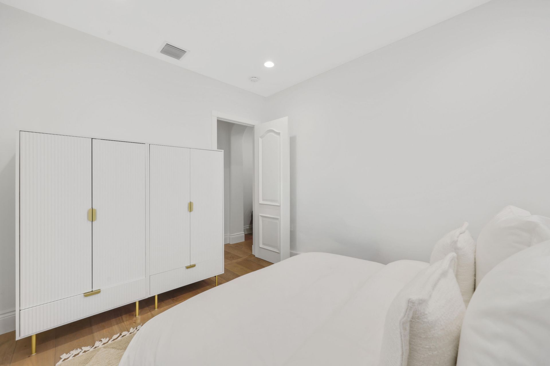 1019 Grand Court, Highland Beach, FL 33487 Photo