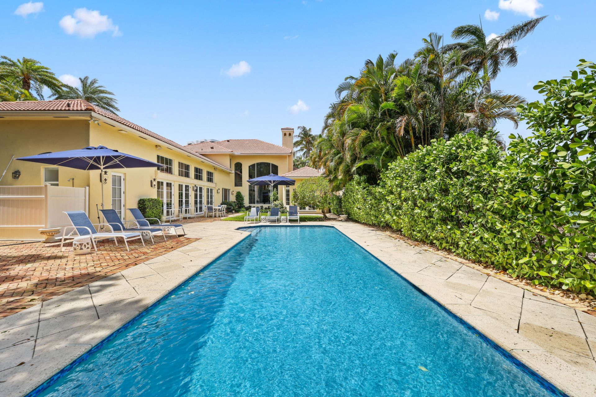 1019 Grand Court, Highland Beach, FL 33487 Photo