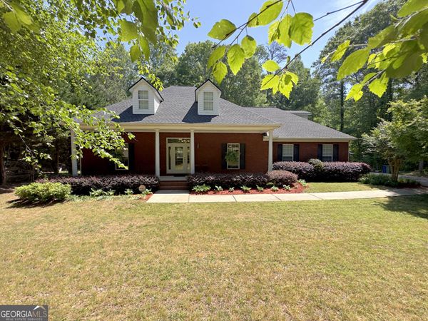 332 Wynterhall Drive, Griffin, GA 30224