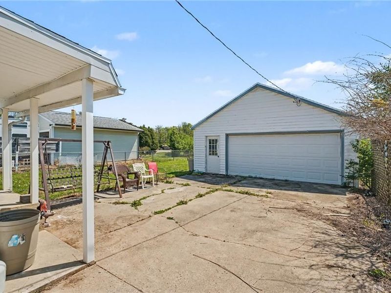 633 Floral Avenue, Troy, OH 45373 Photo 29