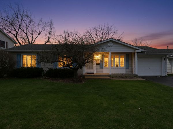 593 Bristol Lane , Elk Grove Village, IL 60007