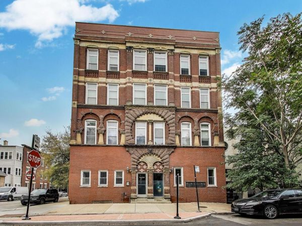 1521 N Paulina Street , Unit 1F, Chicago, IL 60622