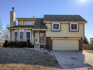 2413 Corn Drive , Papillion, NE 68046