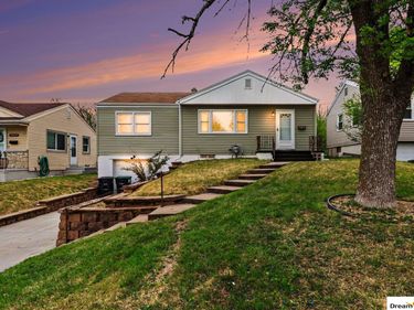 5351 N 47th Avenue , Omaha, NE 68104