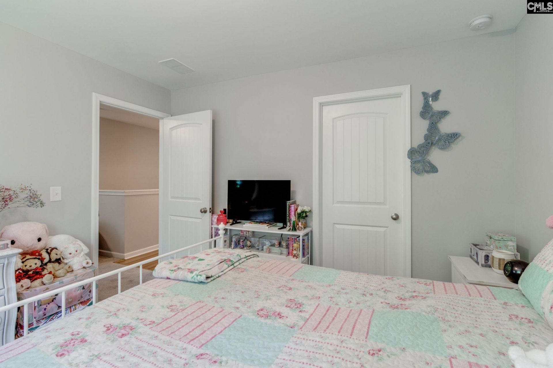 460 Harbour Pointe Drive  Photo 31