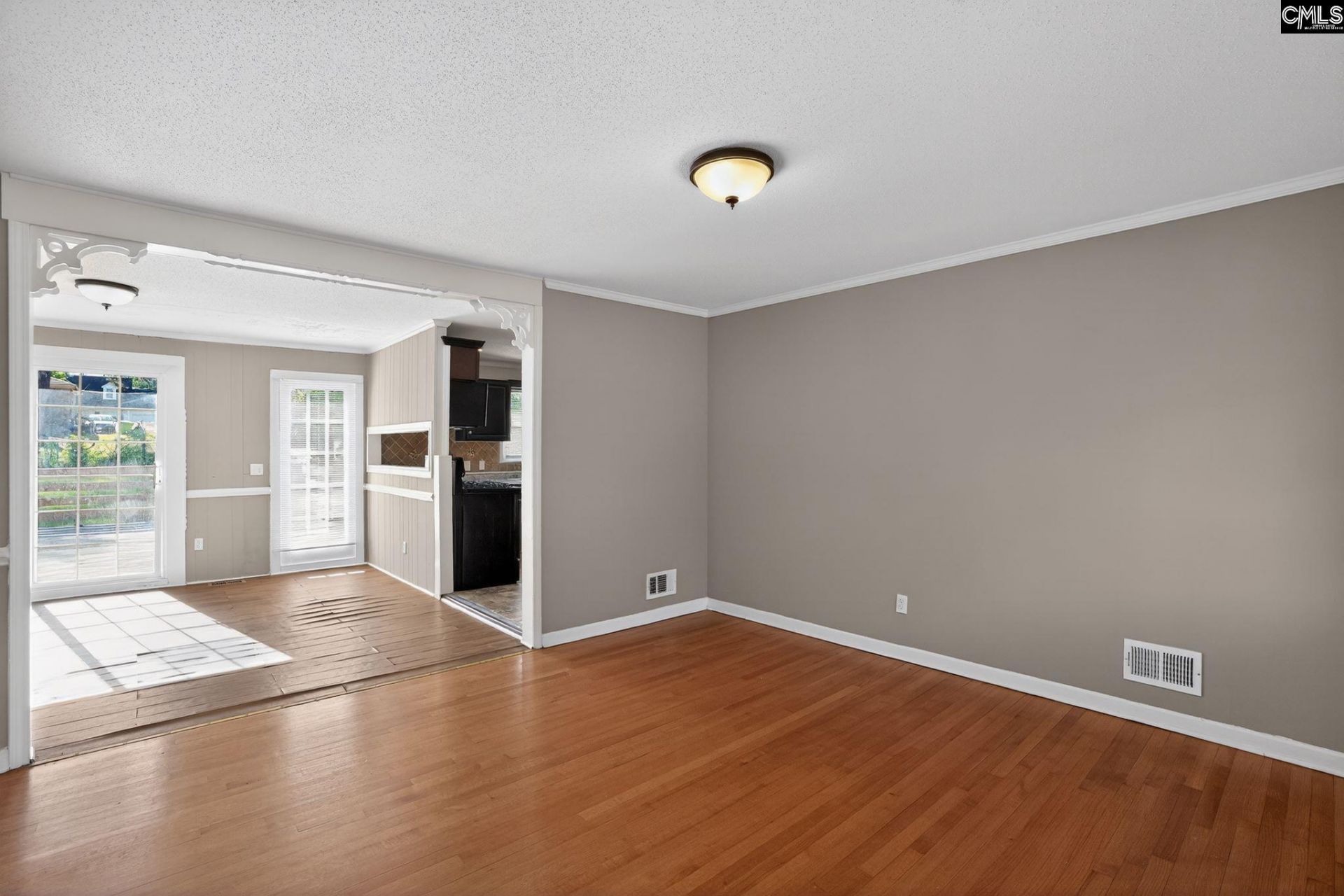 121 Moone Cross Drive  Photo 5