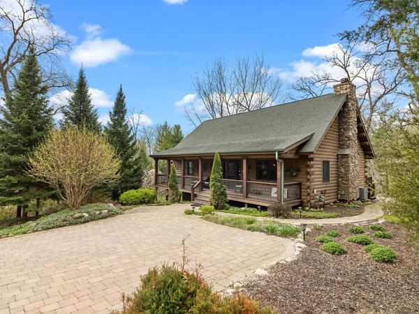 W5782 Ridge ROAD, Elkhorn, WI 53121