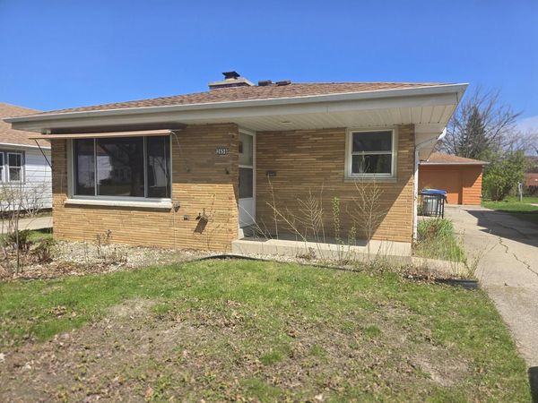 2658 S 69th STREET, Milwaukee, WI 53219