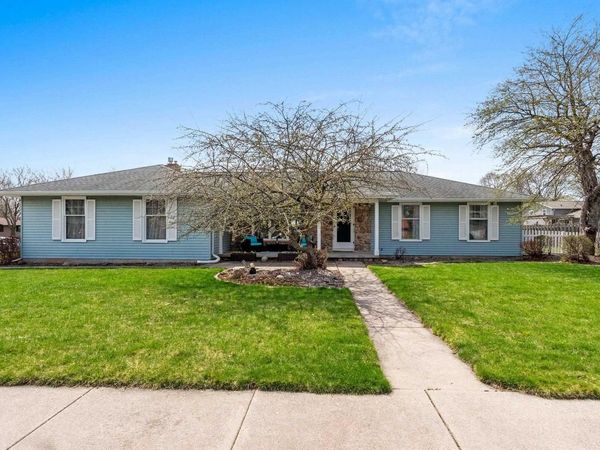 1764 HIGHVIEW STREET, De Pere, WI 54115