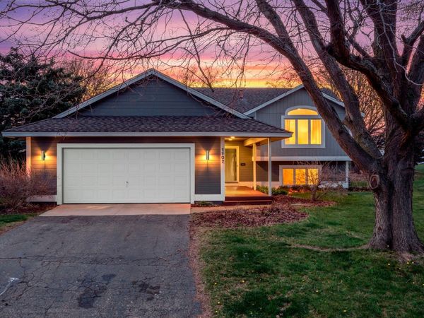 1107 Prairie Court S, Shakopee, MN 55379
