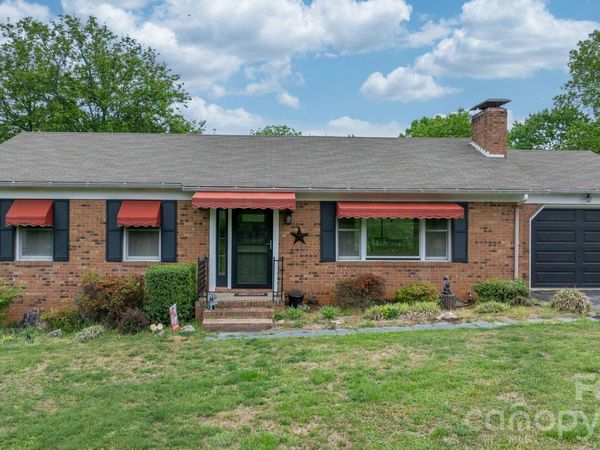 475 Hendren Road, Moravian Falls, NC 28654