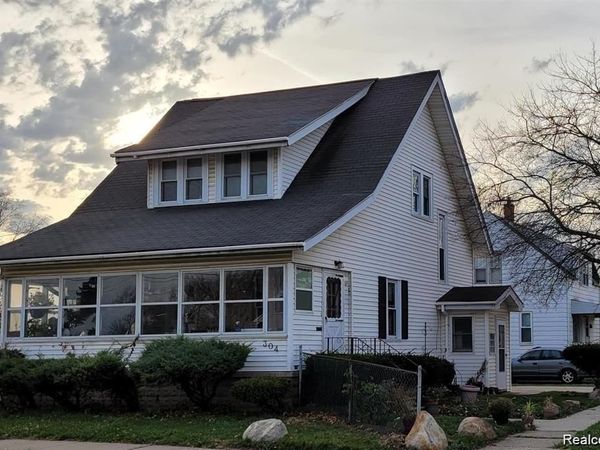 304 ECORSE Road, Ypsilanti, MI 48198