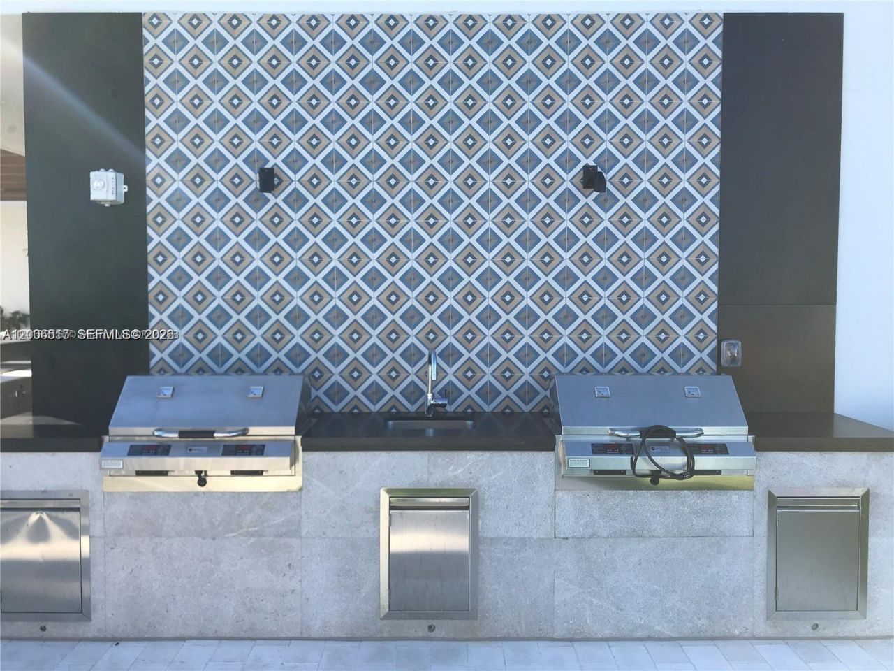 1010 Brickell Ave, Unit 4609, Miami, FL 33131 Photo