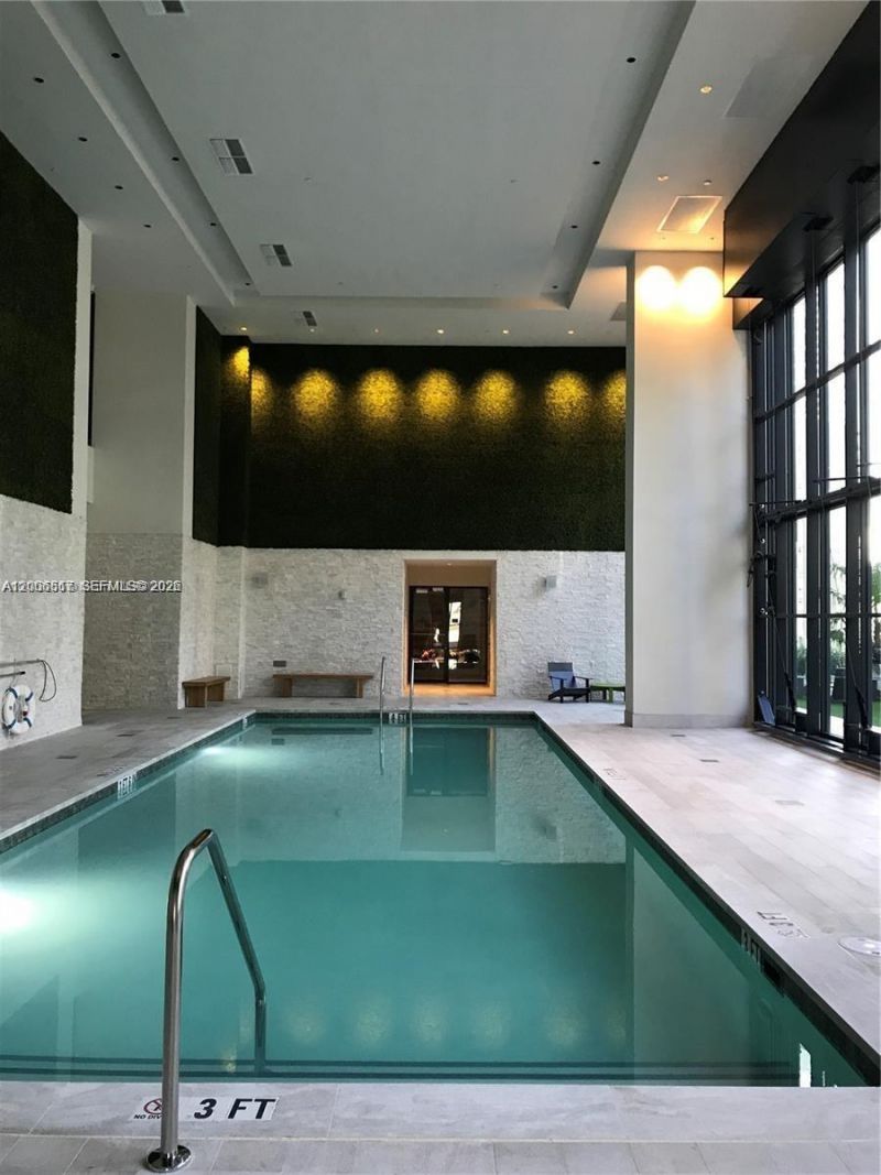 1010 Brickell Ave, Unit 4609, Miami, FL 33131 Photo
