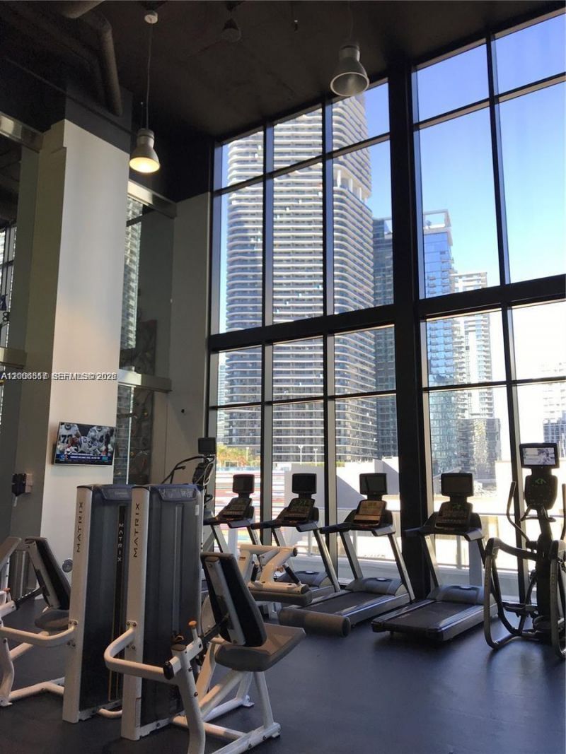 1010 Brickell Ave, Unit 4609, Miami, FL 33131 Photo