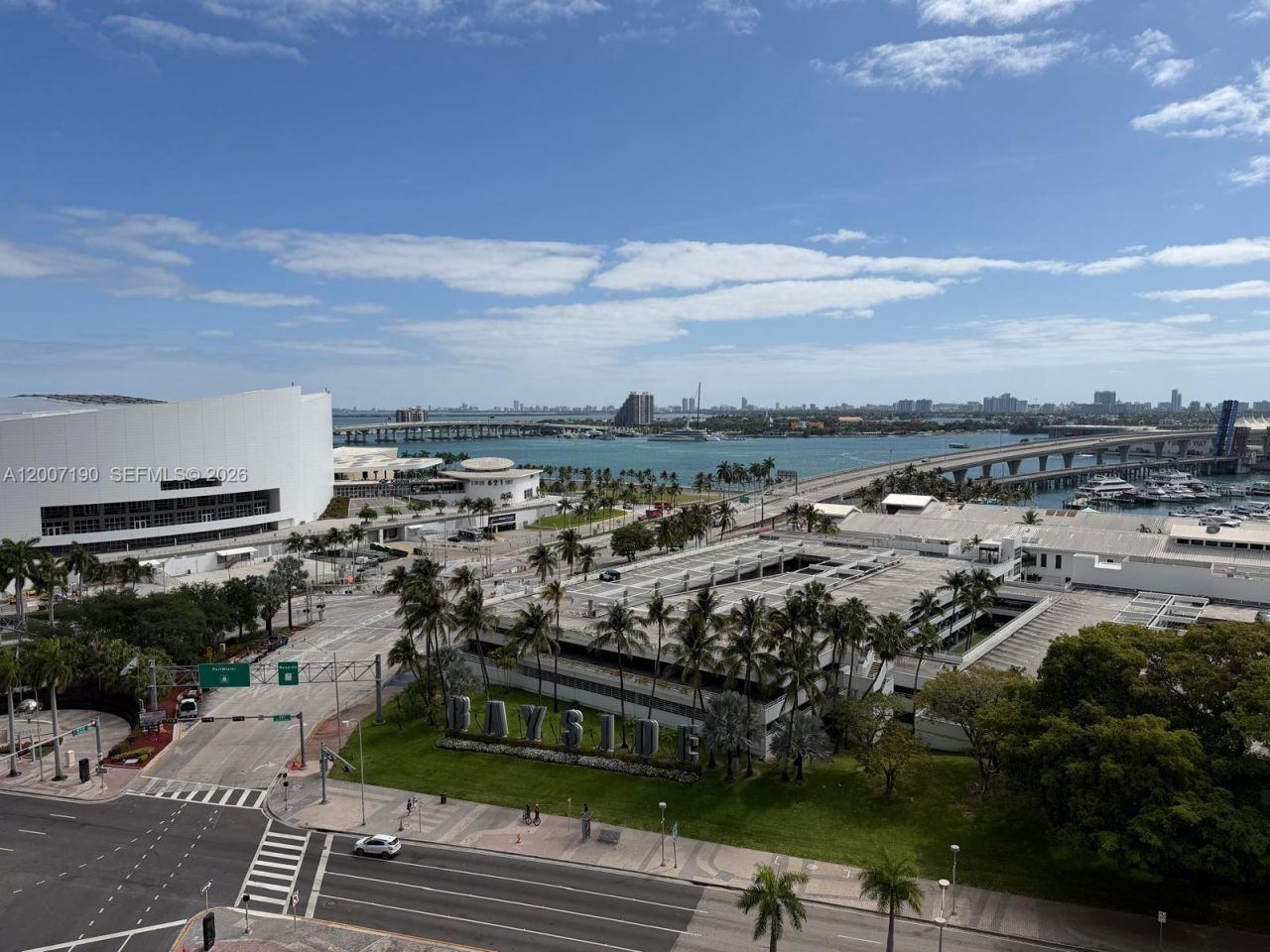 398 NE 5th St , Unit 2015, Miami, FL 33132 Photo