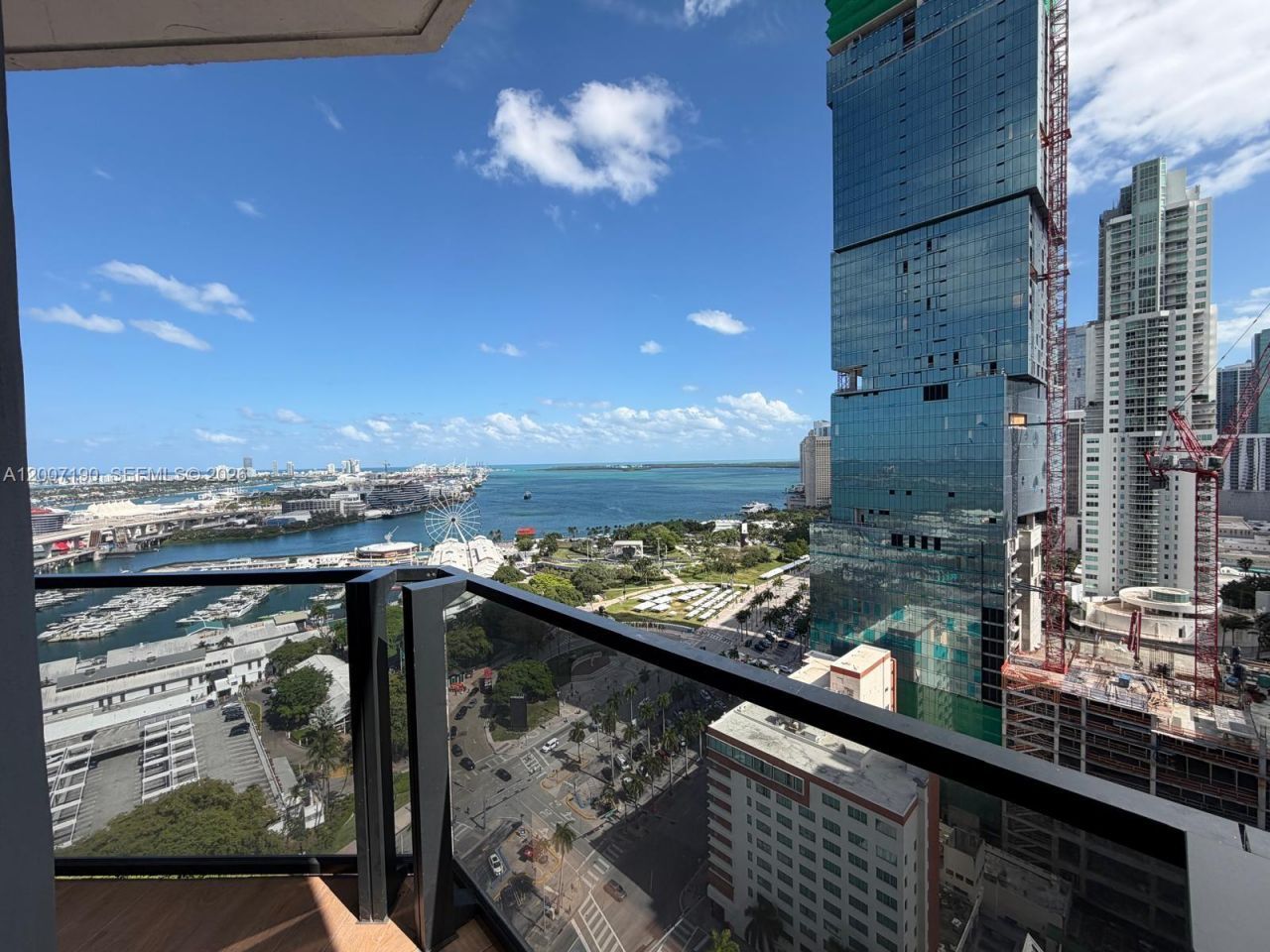 398 NE 5th St , Unit 2015, Miami, FL 33132 Photo