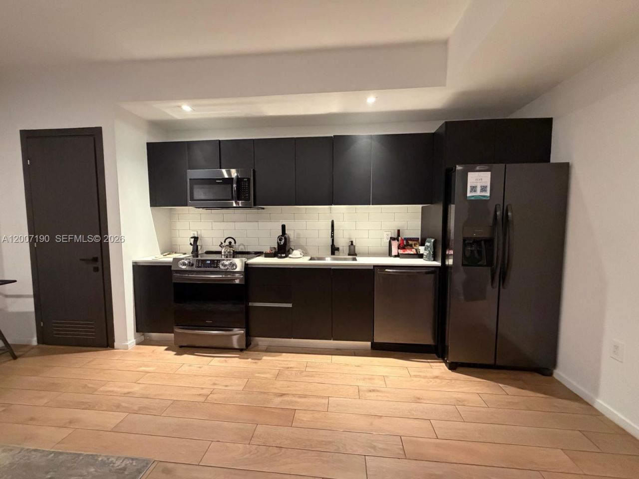 398 NE 5th St , Unit 2015, Miami, FL 33132 Photo