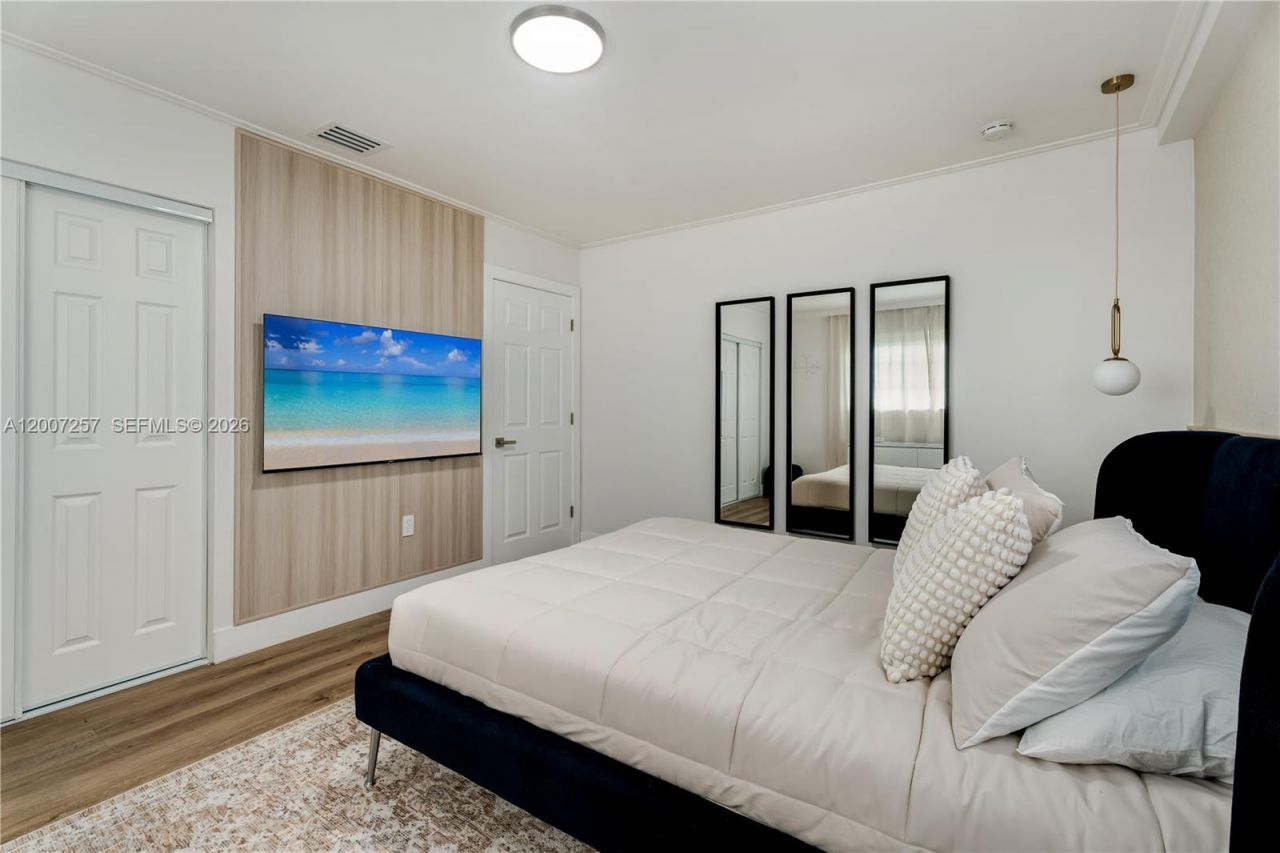 7051 Tyler St, Hollywood, FL 33024 Photo