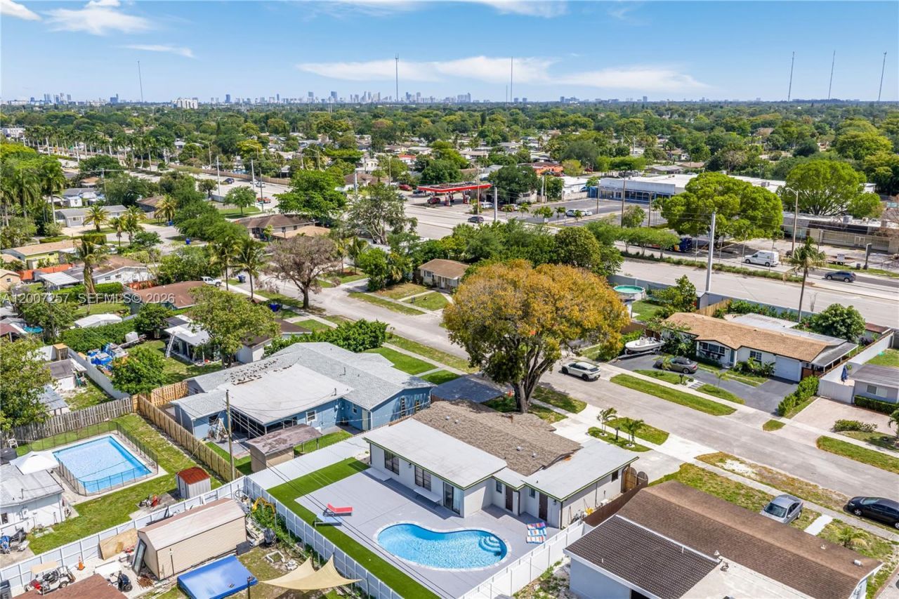 7051 Tyler St, Hollywood, FL 33024 Photo
