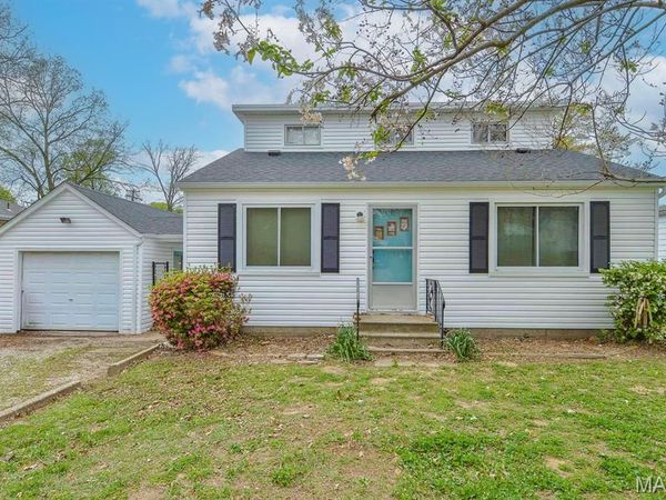 2320 Meadow Drive, Belleville, IL 62226