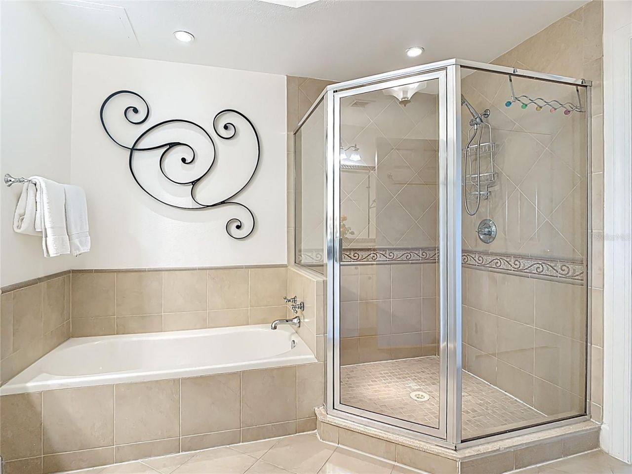 1362 Centre Court Ridge Drive , Unit 204, Reunion, FL 34747 Photo