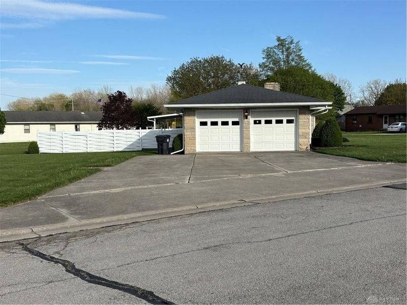 911 E Central Street, Union City, OH 45390 Photo 3