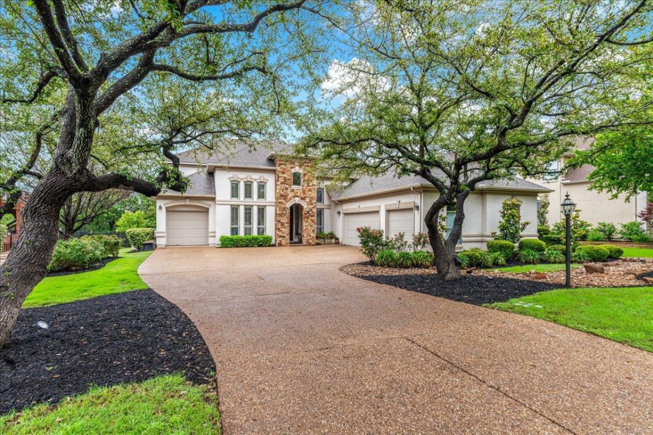 214 Varco Dr, Austin, TX 78738 Main Photo