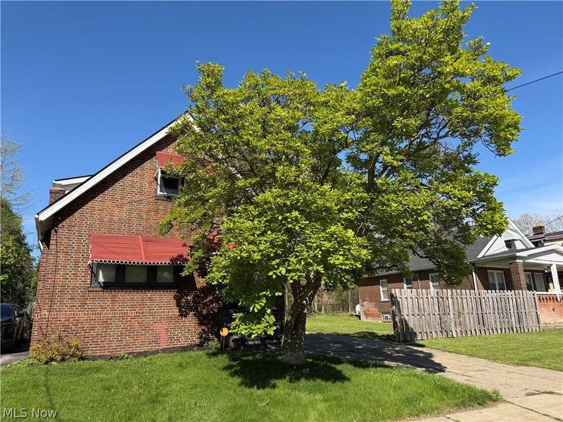 895 Rondel Road, Cleveland, OH 44110 Photo 10