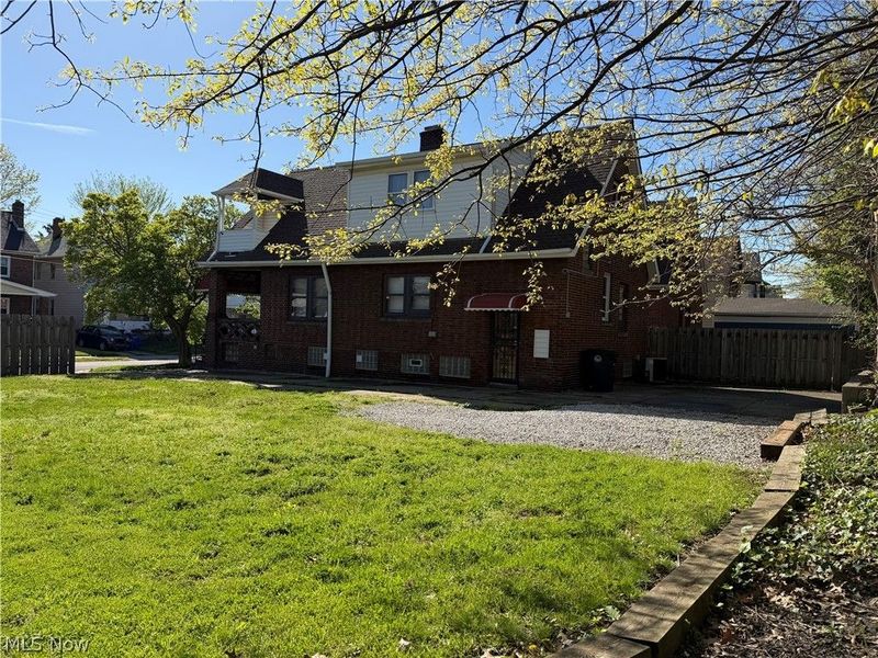 895 Rondel Road, Cleveland, OH 44110 Photo 16