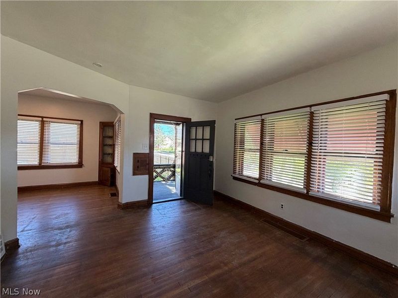 895 Rondel Road, Cleveland, OH 44110 Photo 25