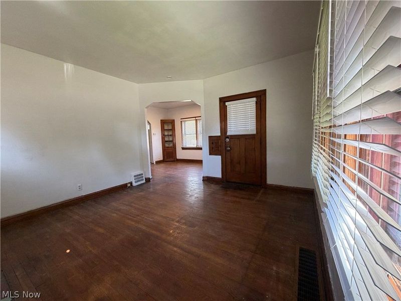 895 Rondel Road, Cleveland, OH 44110 Photo 27