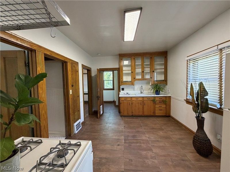 895 Rondel Road, Cleveland, OH 44110 Photo 29