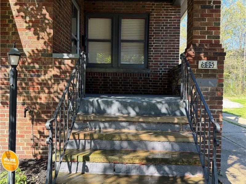 895 Rondel Road, Cleveland, OH 44110 Photo 3