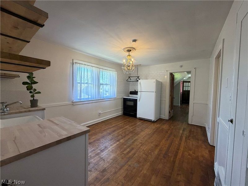 895 Rondel Road, Cleveland, OH 44110 Photo 33