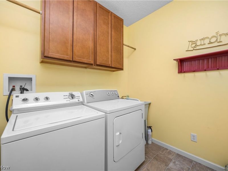 884 Lakeview Court, Kent, OH 44240 Photo 11