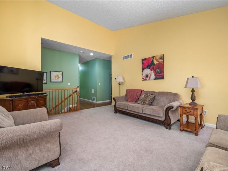 884 Lakeview Court, Kent, OH 44240 Photo 15