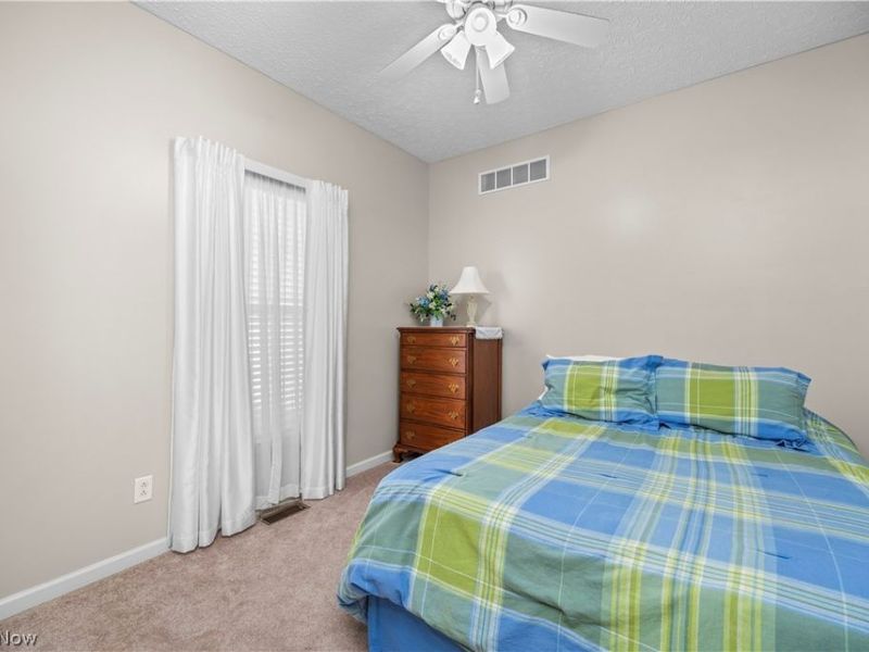 884 Lakeview Court, Kent, OH 44240 Photo 20