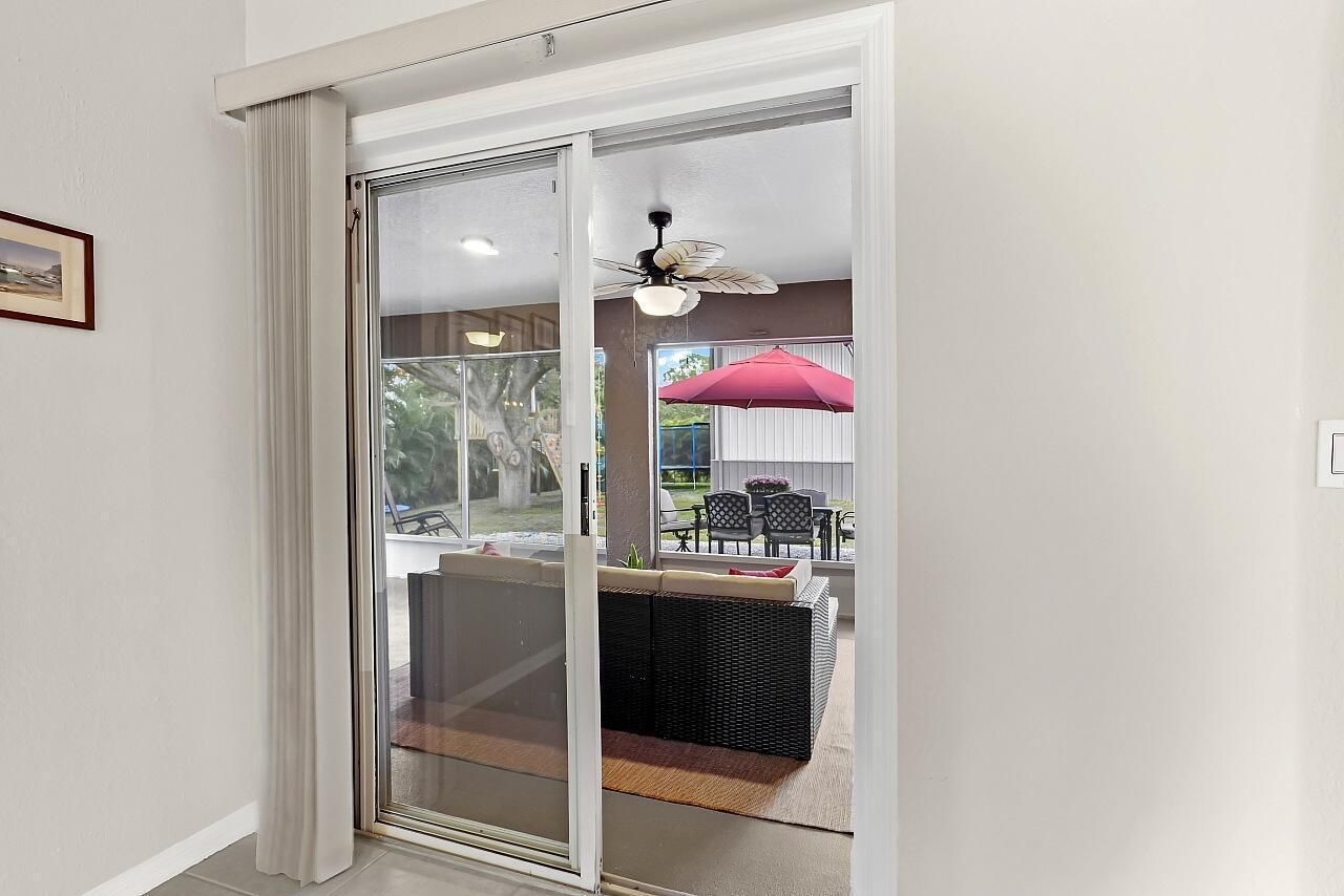 8015 97th Court, Vero Beach, FL 32967 Photo