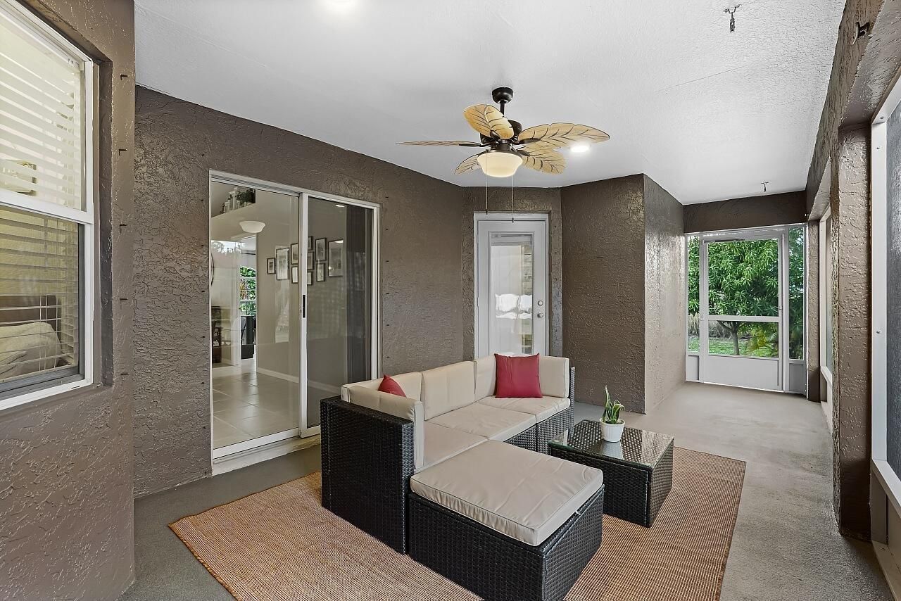 8015 97th Court, Vero Beach, FL 32967 Photo