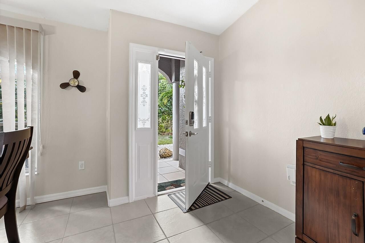 8015 97th Court, Vero Beach, FL 32967 Photo