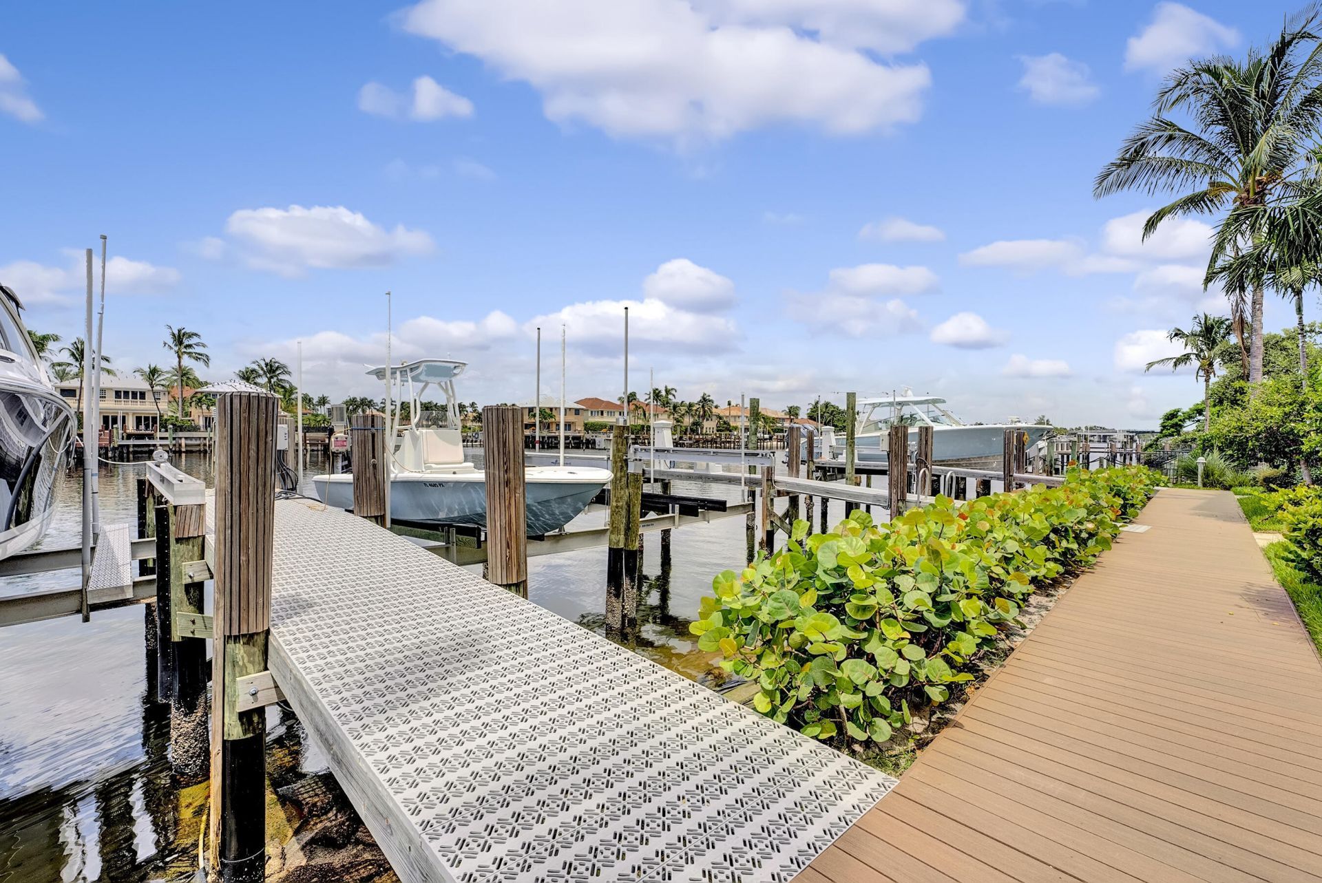 1045 Harbor Villas Drive, Unit 5, North Palm Beach, FL 33408 Photo