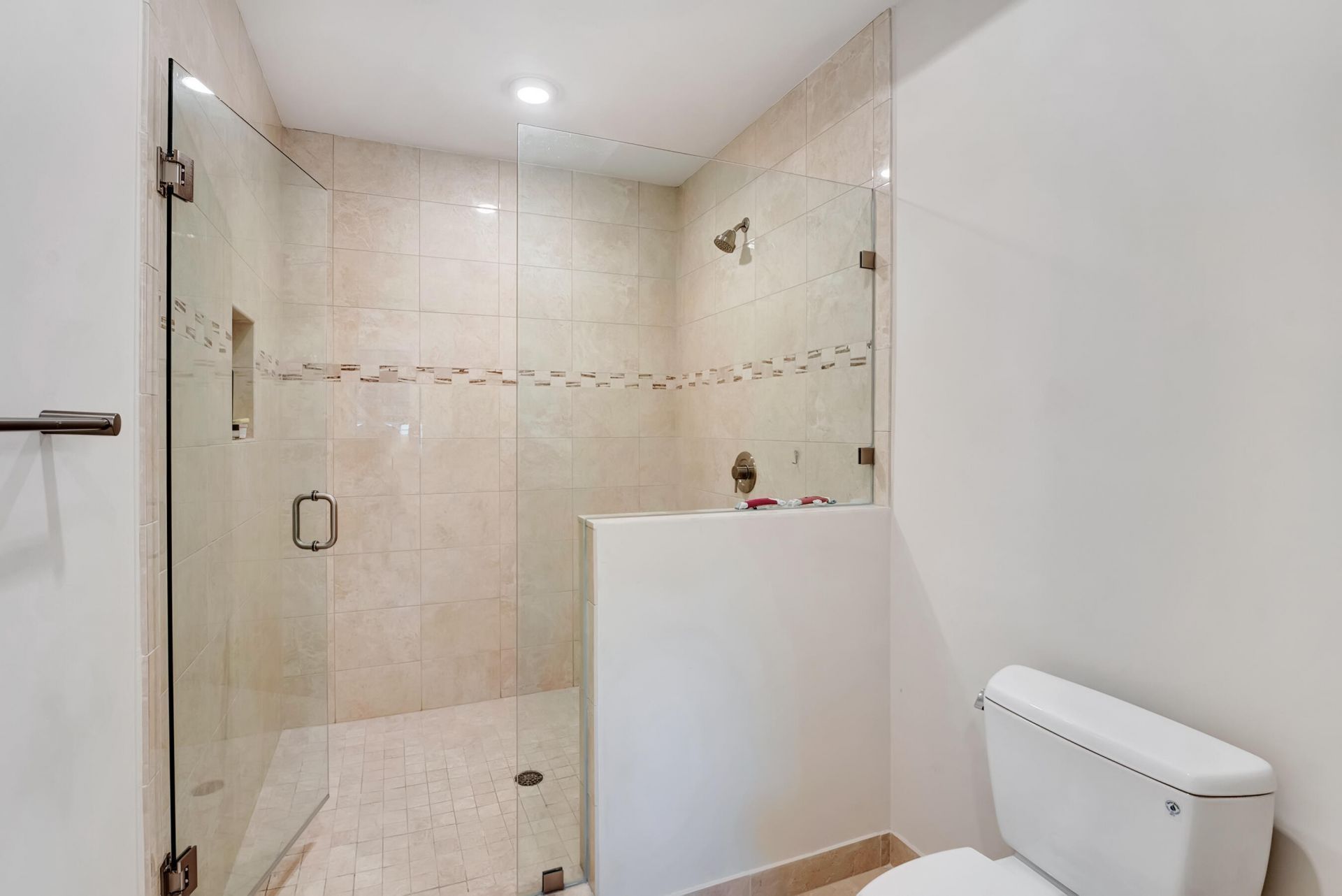 1045 Harbor Villas Drive, Unit 5, North Palm Beach, FL 33408 Photo