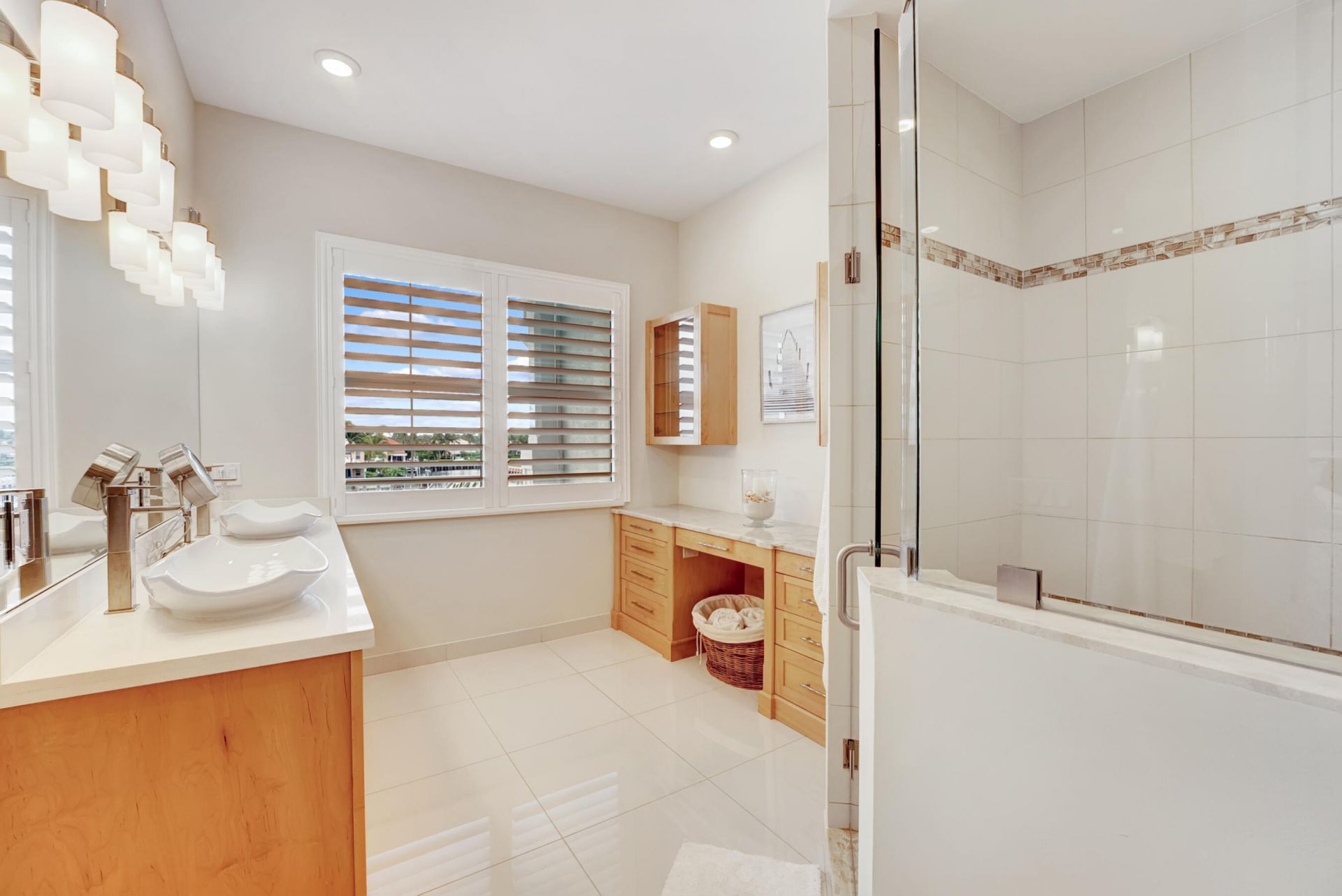 1045 Harbor Villas Drive, Unit 5, North Palm Beach, FL 33408 Photo