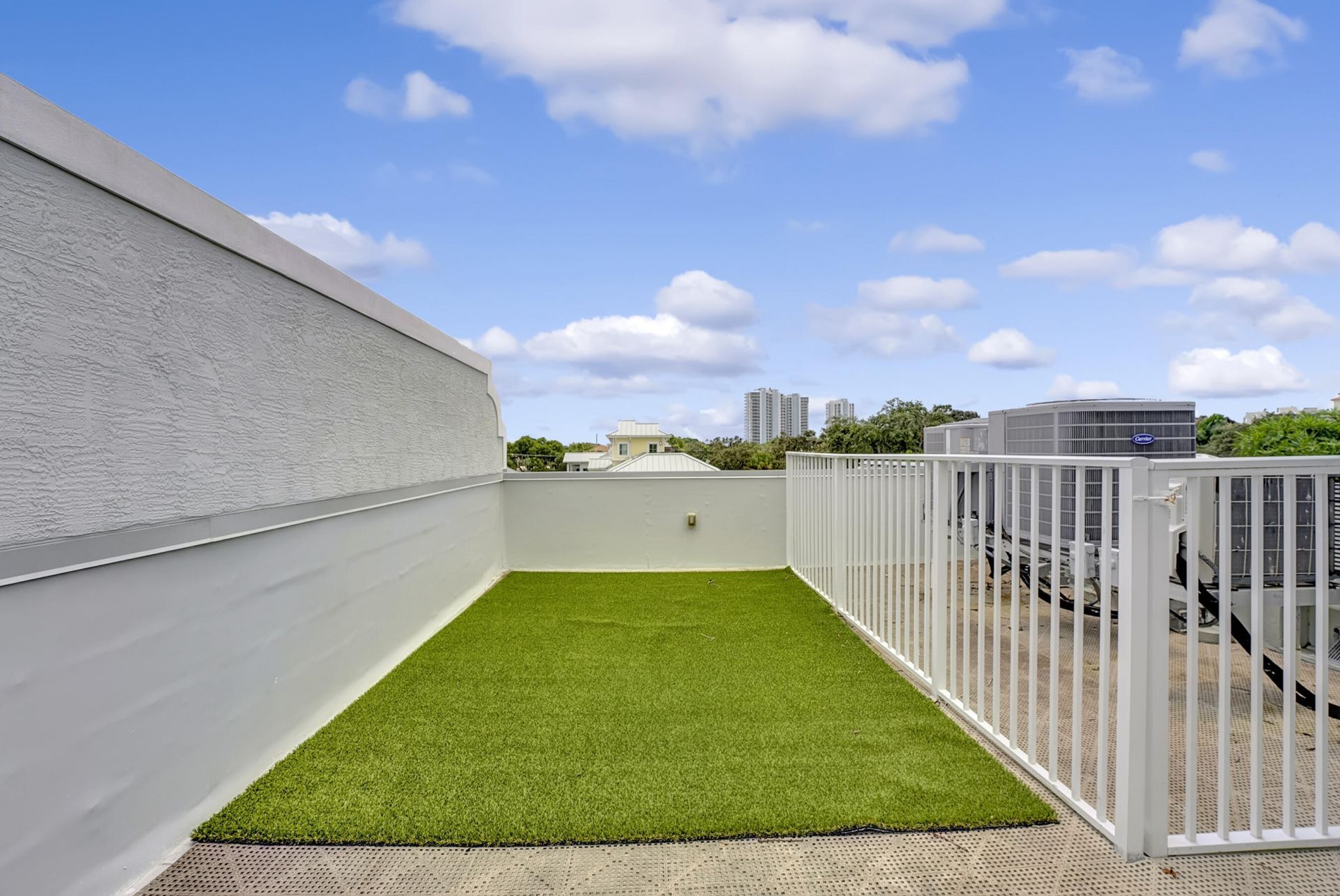 1045 Harbor Villas Drive, Unit 5, North Palm Beach, FL 33408 Photo