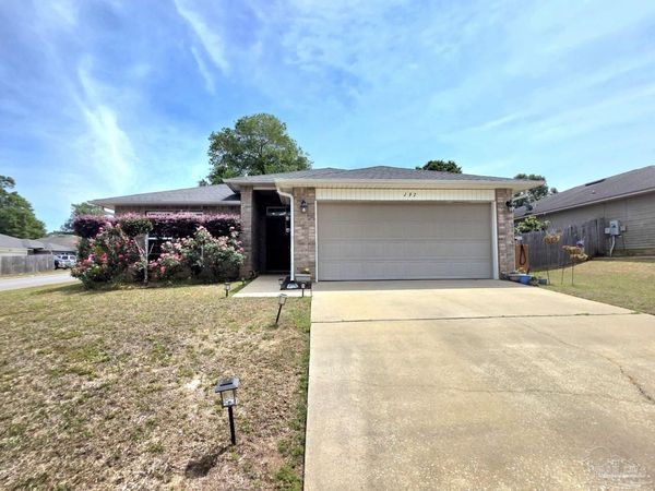 197 Millet Cir, Cantonment, FL 32533